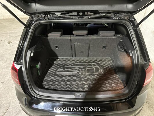 Volkswagen Golf GTI Performance (VII / MK7 / Golf 7) 396pk 2014