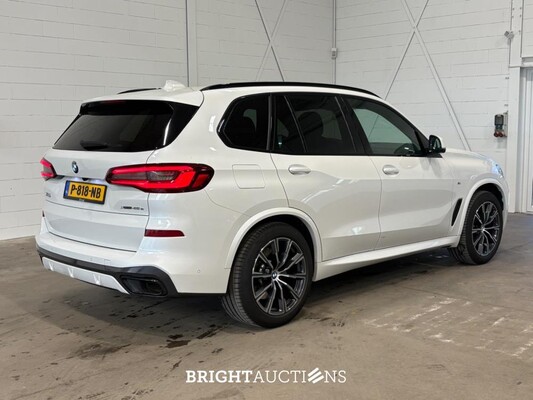 BMW X5 xDrive45e High Executive 398pk 2022, P-818-NB