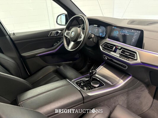 BMW X5 xDrive45e High Executive 398pk 2022, P-818-NB
