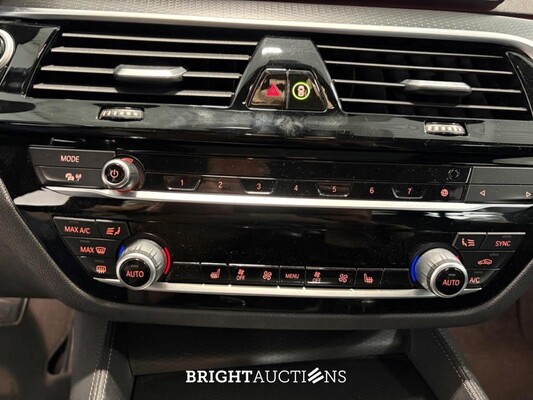BMW 530e Business Edition Plus 292pk 2022 (Origineel-NL) 5-Serie, P-196-KV