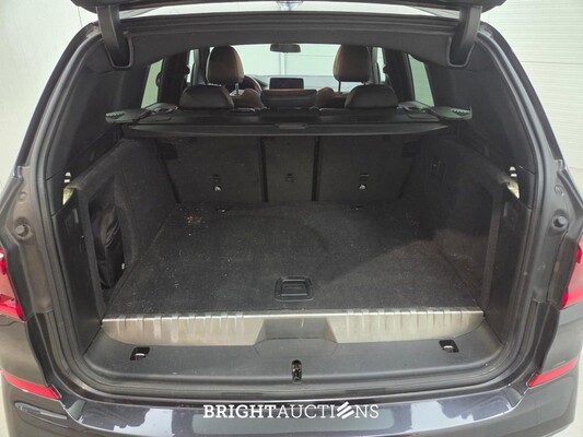 BMW X3 High Executive xDrive 292hp 2021 (Original-NL), L-956-FB