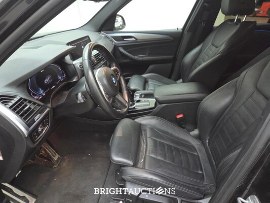 BMW X3 High Executive xDrive 292hp 2021 (Original-NL), L-956-FB