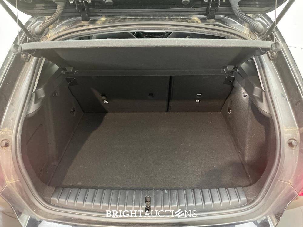BMW 1-series Executive Edition 140hp 2020 (Original-NL), J-119-GJ