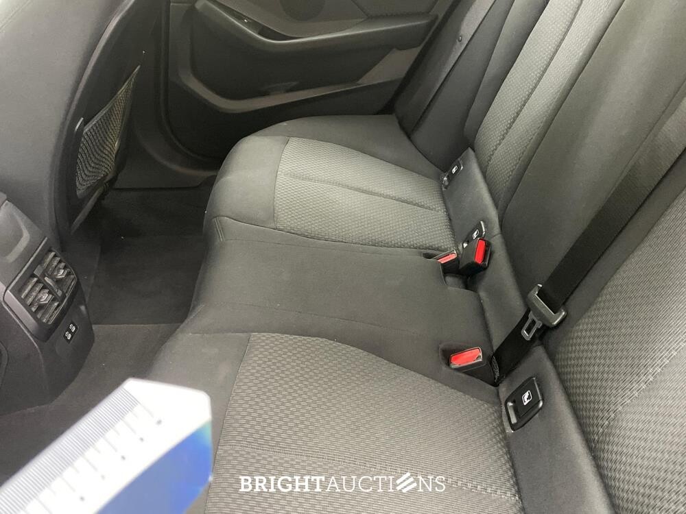 BMW 1-series Executive Edition 140hp 2020 (Original-NL), J-119-GJ