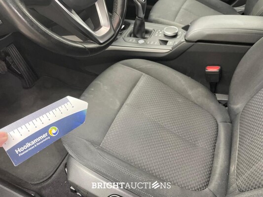 BMW 1-series Executive Edition 140hp 2020 (Original-NL), J-119-GJ
