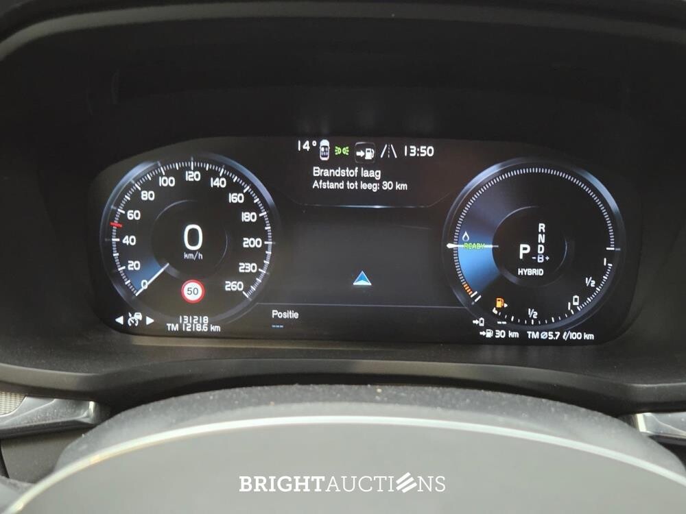 Volvo V60 T6 Recharge R-Design 2.0 AWD 398hp 2022 (Original-NL), P-467-DX
