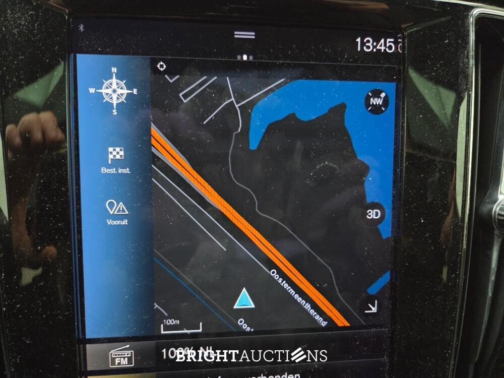 Volvo V60 T6 Recharge R-Design 2.0 AWD 398hp 2022 (Original-NL), P-467-DX