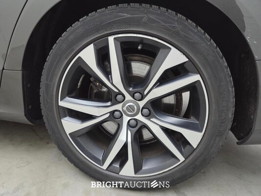 Volvo V60 T6 Recharge R-Design 2.0 AWD 398hp 2022 (Original-NL), P-467-DX