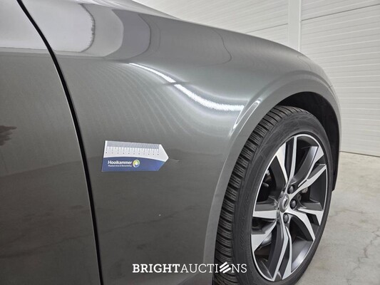 Volvo V60 T6 Recharge R-Design 2.0 AWD 398hp 2022 (Original-NL), P-467-DX