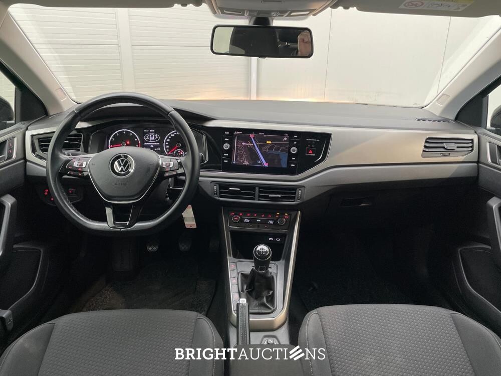 Volkswagen Polo Comfortline Business 1.0 TSI 95hp 2021 (Original-NL), K-483-XL