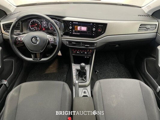 Volkswagen Polo Comfortline Business 1.0 TSI 95hp 2021 (Original-NL), K-483-XL