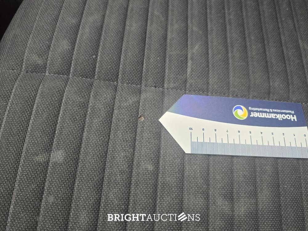 Peugeot 2008 Blue Lease Active 1.2 PureTech 102hp 2021 (Original-NL), K-558-SR