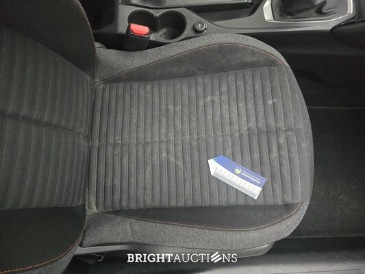 Peugeot 2008 Blue Lease Active 1.2 PureTech 102hp 2021 (Original-NL), K-558-SR
