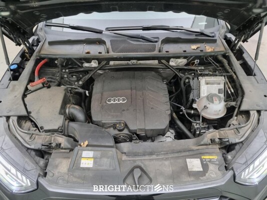Audi Q5 40 S edition TFSI 204pk 2022 (Origineel-NL), R-941-RS