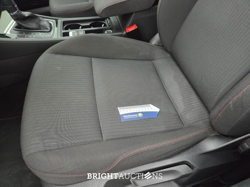Volkswagen Golf Highline Business R 1.5 TSI 150pk 2017, GZG-30-F