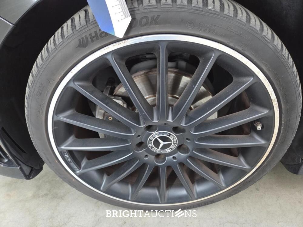 Mercedes-Benz A 180 Business Solution AMG 136pk 2019 A-klasse, Z-776-DL