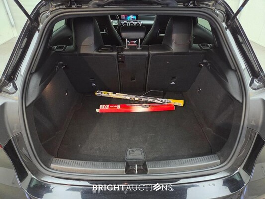 Mercedes-Benz A 180 Business Solution AMG 136pk 2019 A-klasse, Z-776-DL