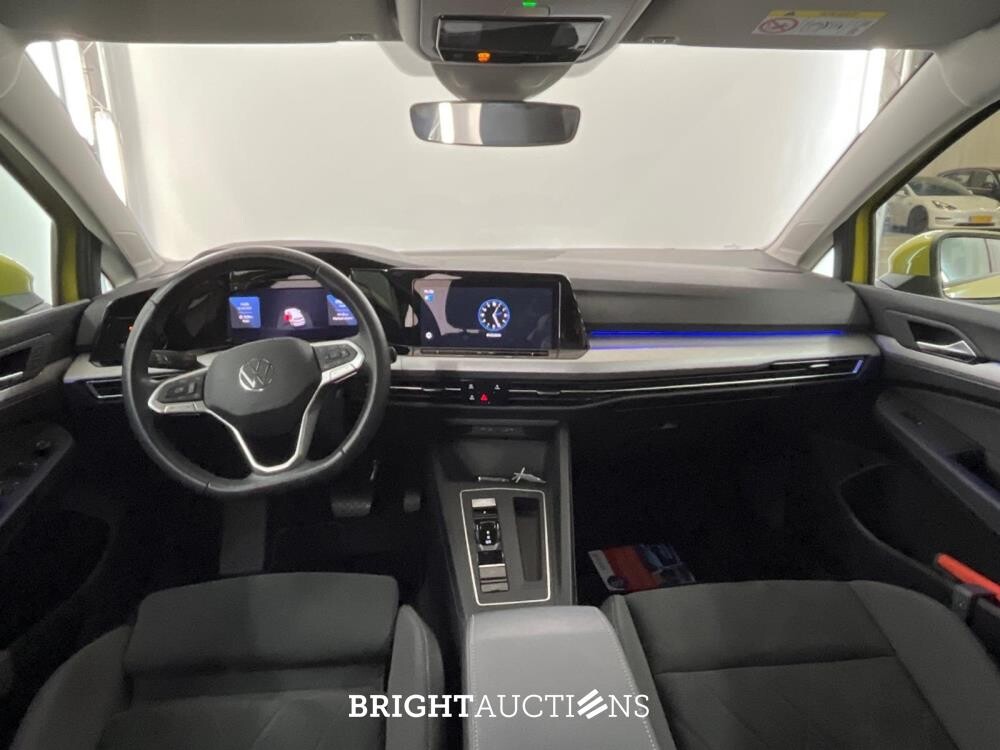 Volkswagen Golf 1.5 eTSI mhev life business 96kW -7 aut 1.5 DSG 131pk 2023 (Origineel-NL), T-044-ZF