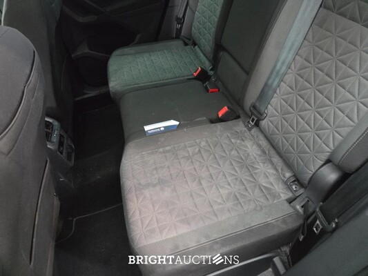 Volkswagen Tiguan eHybrid R-Line Business 1.4 TSI 265pk 2021, HLB-36-B