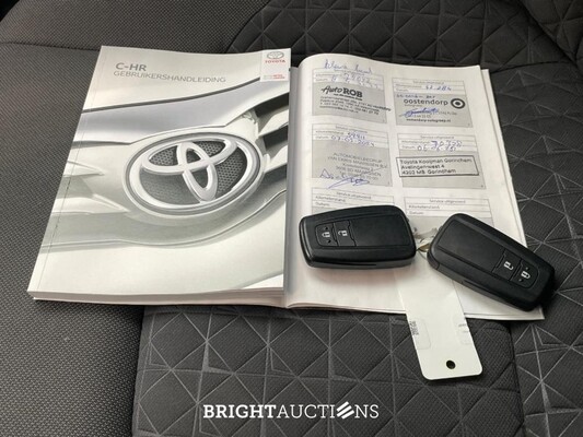 Toyota C-HR Hybrid Dynamic 2.0 261pk 2021 (Origineel-NL), L-425-SZ
