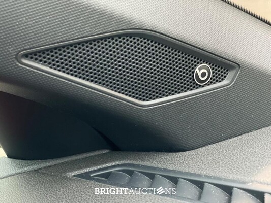 Volkswagen Polo GTI 2.0 TSI 200pk 2018, P-741-LJ