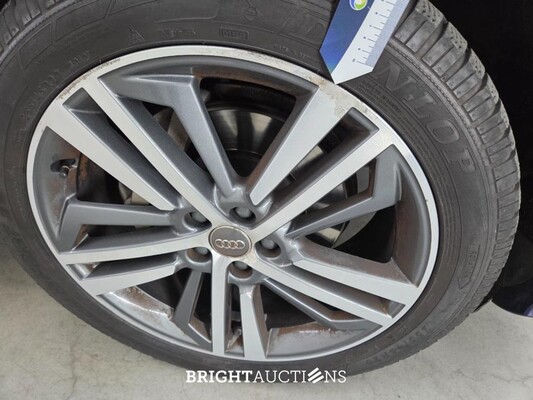 Audi Q5 Sport 2.0 TDI Quattro 190pk 2018 (Origineel-NL), RK-289-Z
