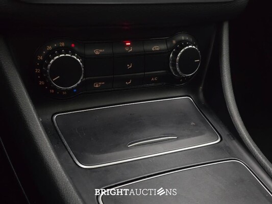 Mercedes-Benz CLA 200 Ambition 156pk 2018 CLA-Klasse, T-118-SL