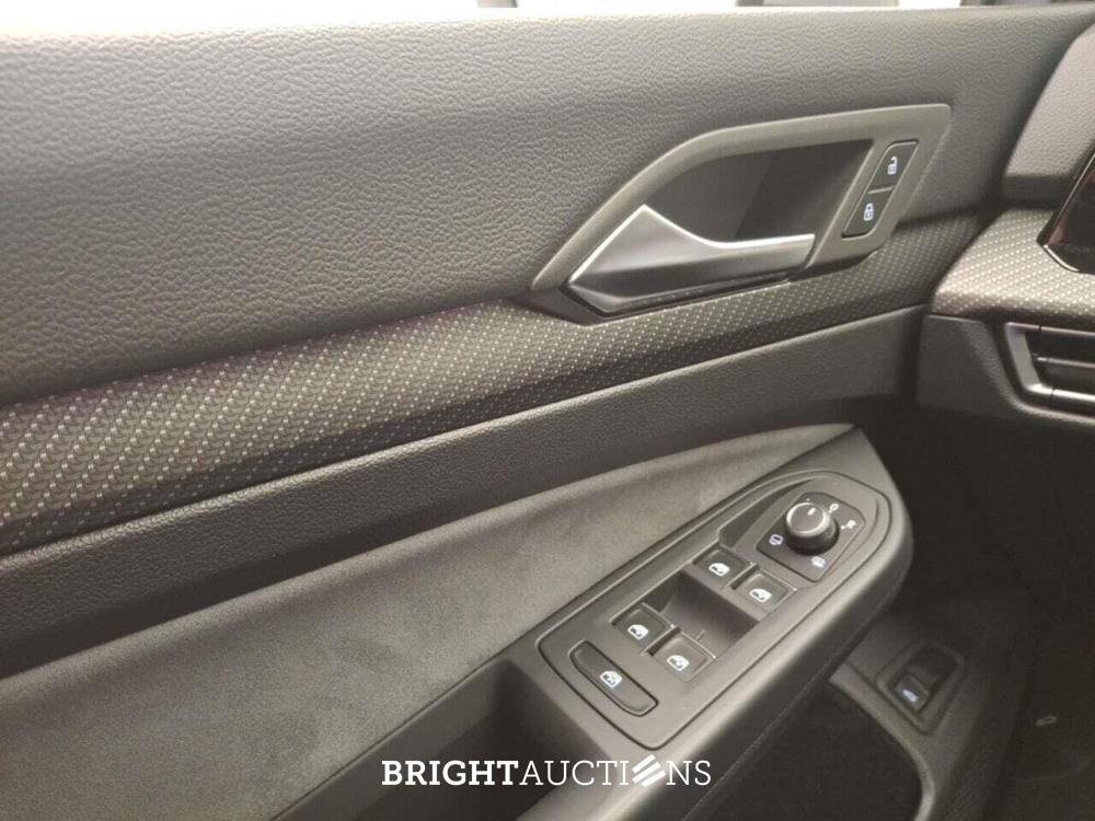 Volkswagen Golf Variant eTSI R-Line Business 1.5 DSG 150pk 2021 (Origineel-NL), L-846-ZF