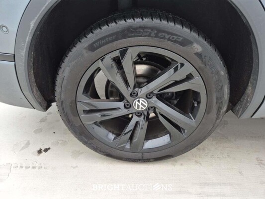 Volkswagen Tiguan Allspace R-Line Business 1.5 TSI DSG 150pk 2023 (Origineel-NL), T-762-FS