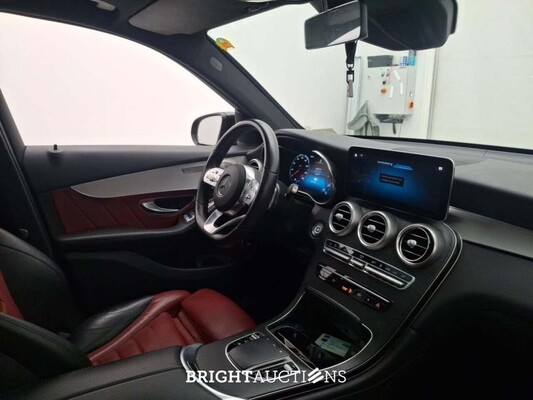 Mercedes-Benz GLC 300e Business Solution AMG 4MATIC 313pk 2021 (Origineel-NL) GLC-Klasse, K-810-XV