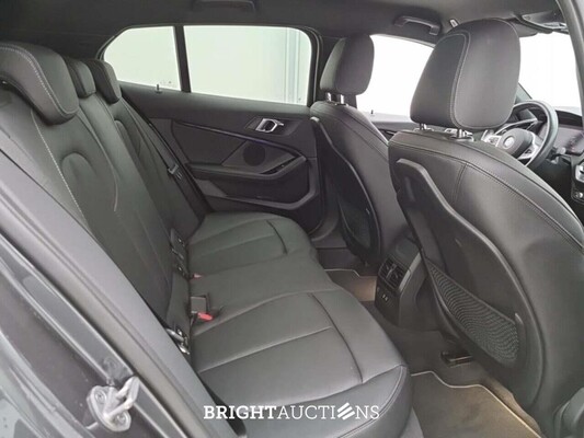 BMW 118i Corporate Executive 136pk 2021 (Origineel-NL) 1-Serie, K-407-JR