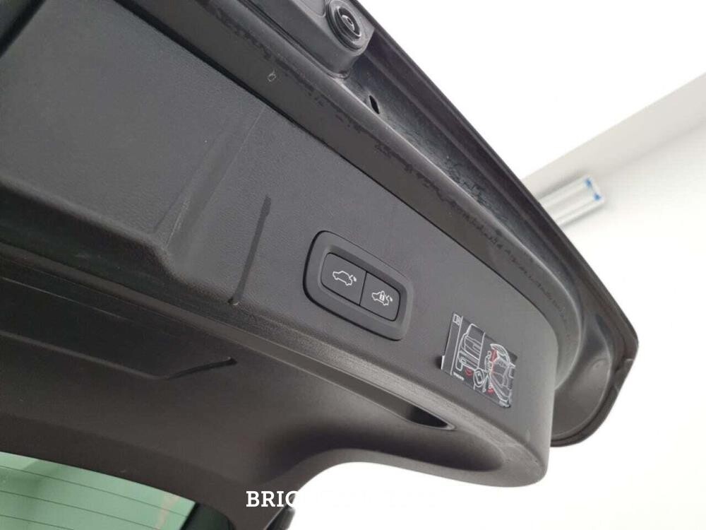 Volvo XC40 T4 Recharge R-Design 1.5 211pk 2022 (Origineel-NL), P-916-KR