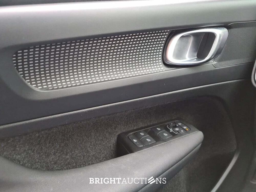 Volvo XC40 T4 Recharge R-Design 1.5 211pk 2022 (Origineel-NL), P-916-KR