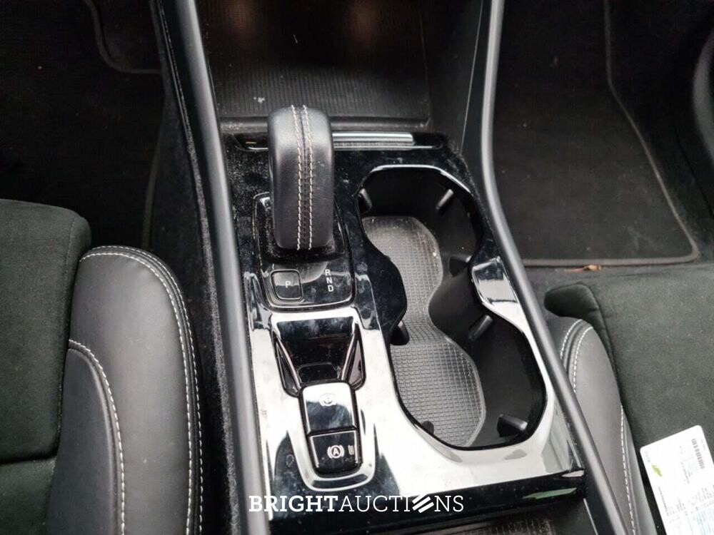 Volvo XC40 T4 Recharge R-Design 1.5 211pk 2022 (Origineel-NL), P-916-KR
