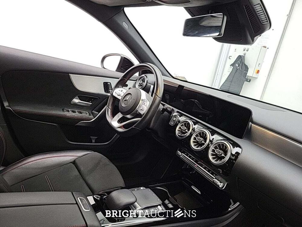 Mercedes-Benz A 250e Business Solution AMG 262pk 2021 (Origineel-NL) A-klasse, K-685-ZP