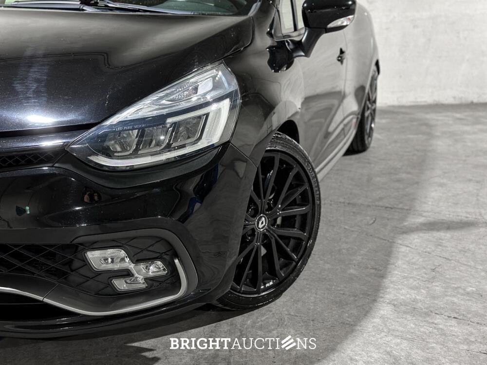Renault Clio 1.6 R.S. Trophy 220pk 2015, K-787-PD