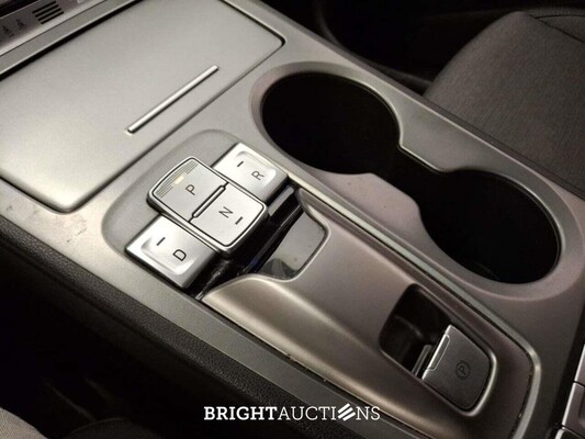 Hyundai Kona EV Fashion 64 kWh 204pk 2023 (Origineel-NL), S-160-ZB