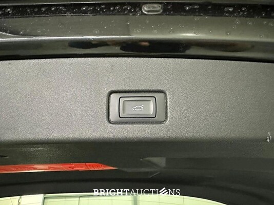 Audi Q4 e-tron 40 Advanced edition 77 kWh 204pk 2023 (Origineel-NL), S-393-JR