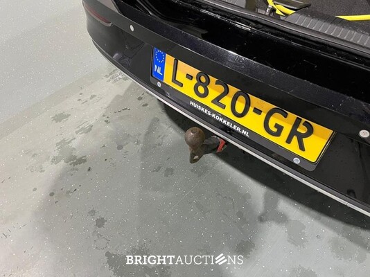 Volkswagen Golf eHybrid GTE 1.4 258hp 2021 (Original-NL), L-820-GR