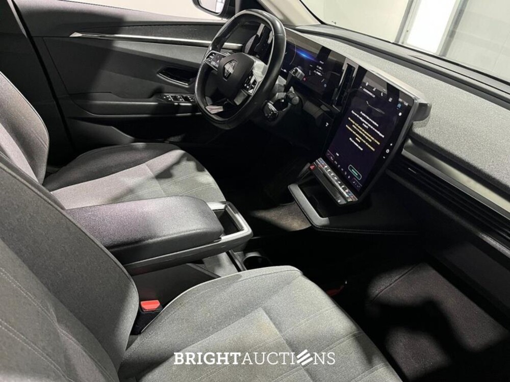 Renault Mégane E-Tech EV60 Optimum Charge Evolution V60 218hp 2023 (Original-NL), S-880-NH