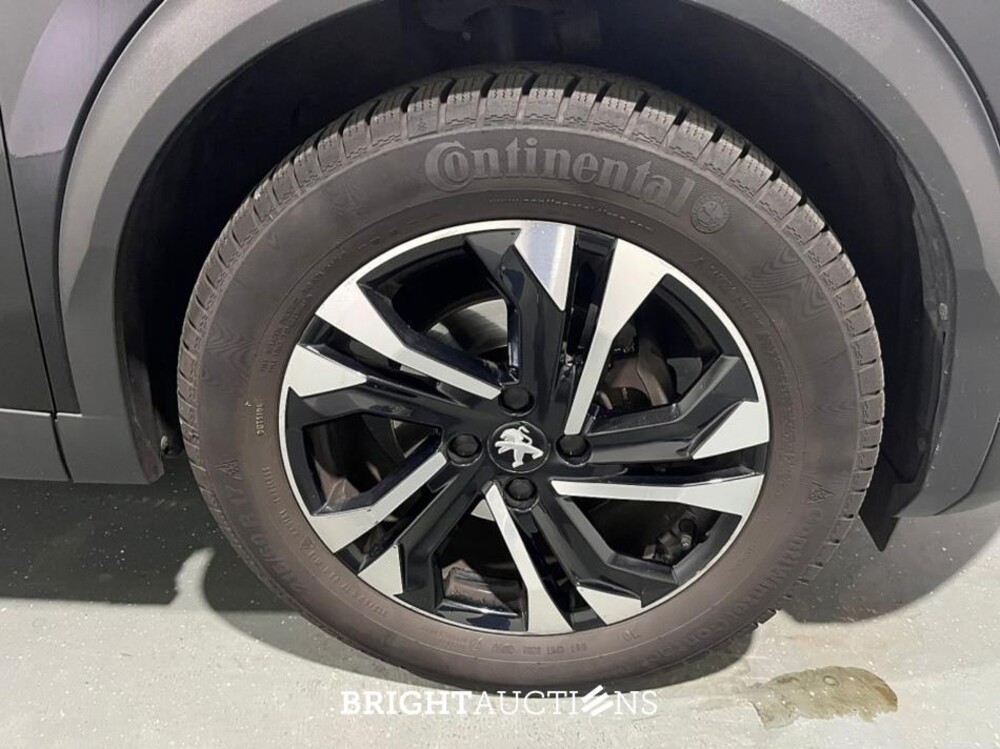 Peugeot 2008 100 Allure 1.2 PureTech 102hp 2022 (Original-NL), P-689-GX