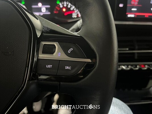 Peugeot 2008 100 Allure 1.2 PureTech 102hp 2022 (Original-NL), P-689-GX