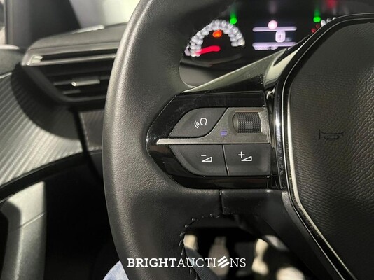 Peugeot 2008 100 Allure 1.2 PureTech 102hp 2022 (Original-NL), P-689-GX