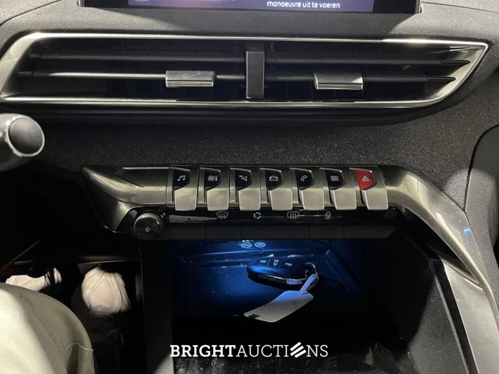 Peugeot 5008 Blue Lease Premium 1.2 PureTech 131hp 2020 (Original-NL), J-584-RN