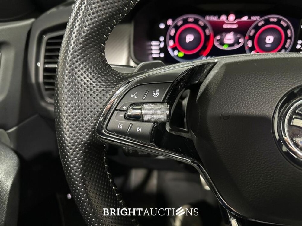 Škoda Kodiaq Automaat Sportline Business Pano 1.5 TSI 150pk 2021, L-825-BK