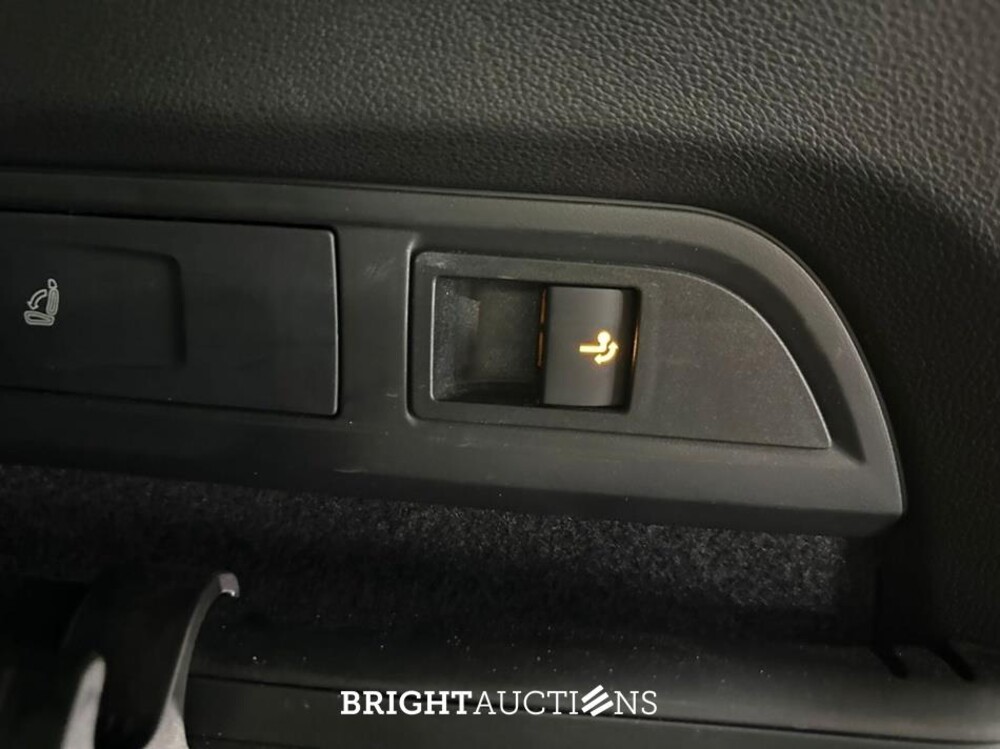 Škoda Kodiaq Automaat Sportline Business Pano 1.5 TSI 150pk 2021, L-825-BK