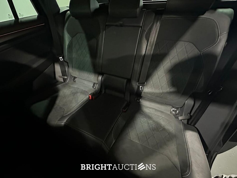 Škoda Kodiaq Automatic Sportline Business Pano 1.5 TSI 150hp 2021, L-825-BK
