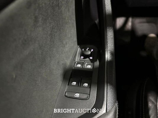 Škoda Kodiaq Automatic Sportline Business Pano 1.5 TSI 150hp 2021, L-825-BK
