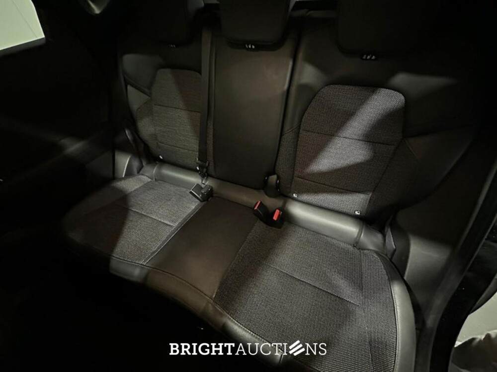Renault Captur E-Tech hybrid 145 SL Rive Gauche 1.6 163hp 2023 (Original-NL), T-266-KP