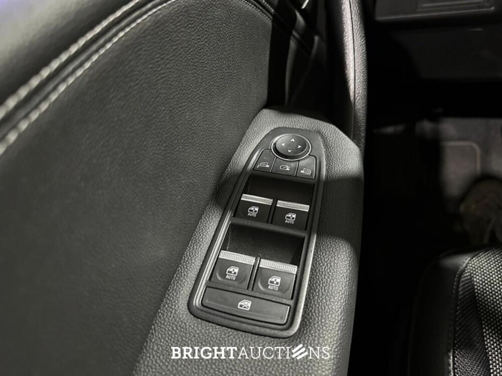 Renault Captur E-Tech hybrid 145 SL Rive Gauche 1.6 163hp 2023 (Original-NL), T-266-KP